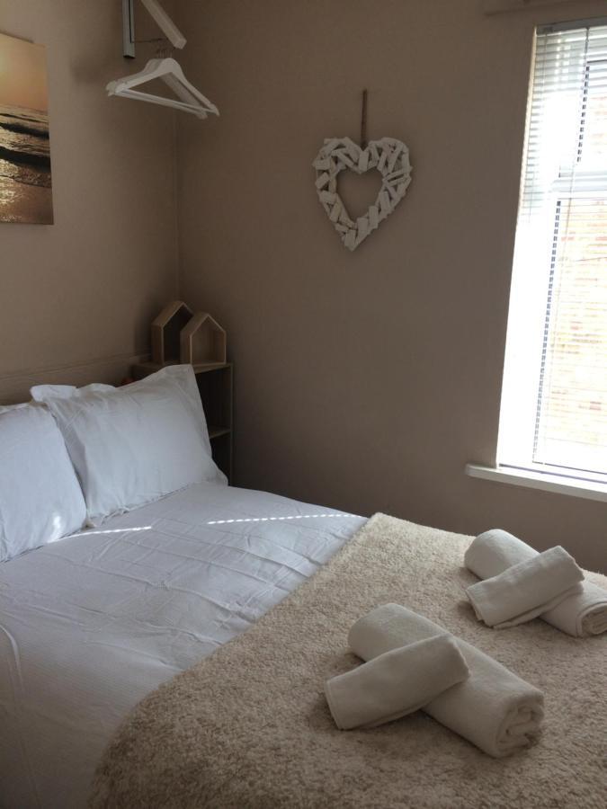 Lovely Little Flat By The Sea In Cleethorpes Exteriör bild